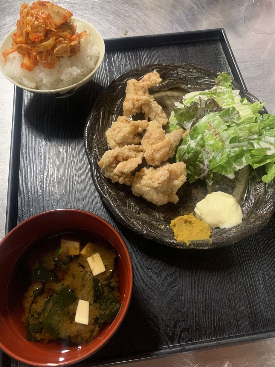 キムチご飯とから揚げ5個定食
