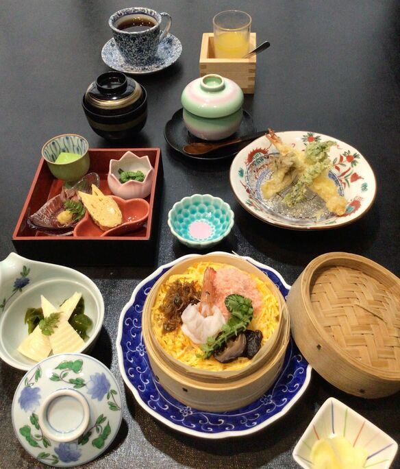 平日限定メニュー　　たつみランチ（花）