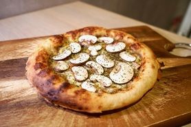 【圧倒的背徳感】ポルチーニときのこたっぷりの贅沢旨味ピザ✨