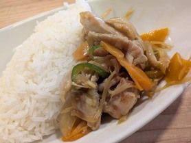 ガイパッキン(鶏肉の生姜炒め)