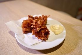 ザクザク唐揚げ3個(タルタル付き)