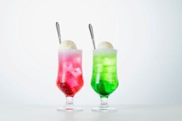 クリームソーダ（苺）