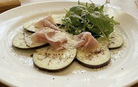【王道でおしゃれ！】旬の水茄子と生ハムのイタリアンカルパッチョ