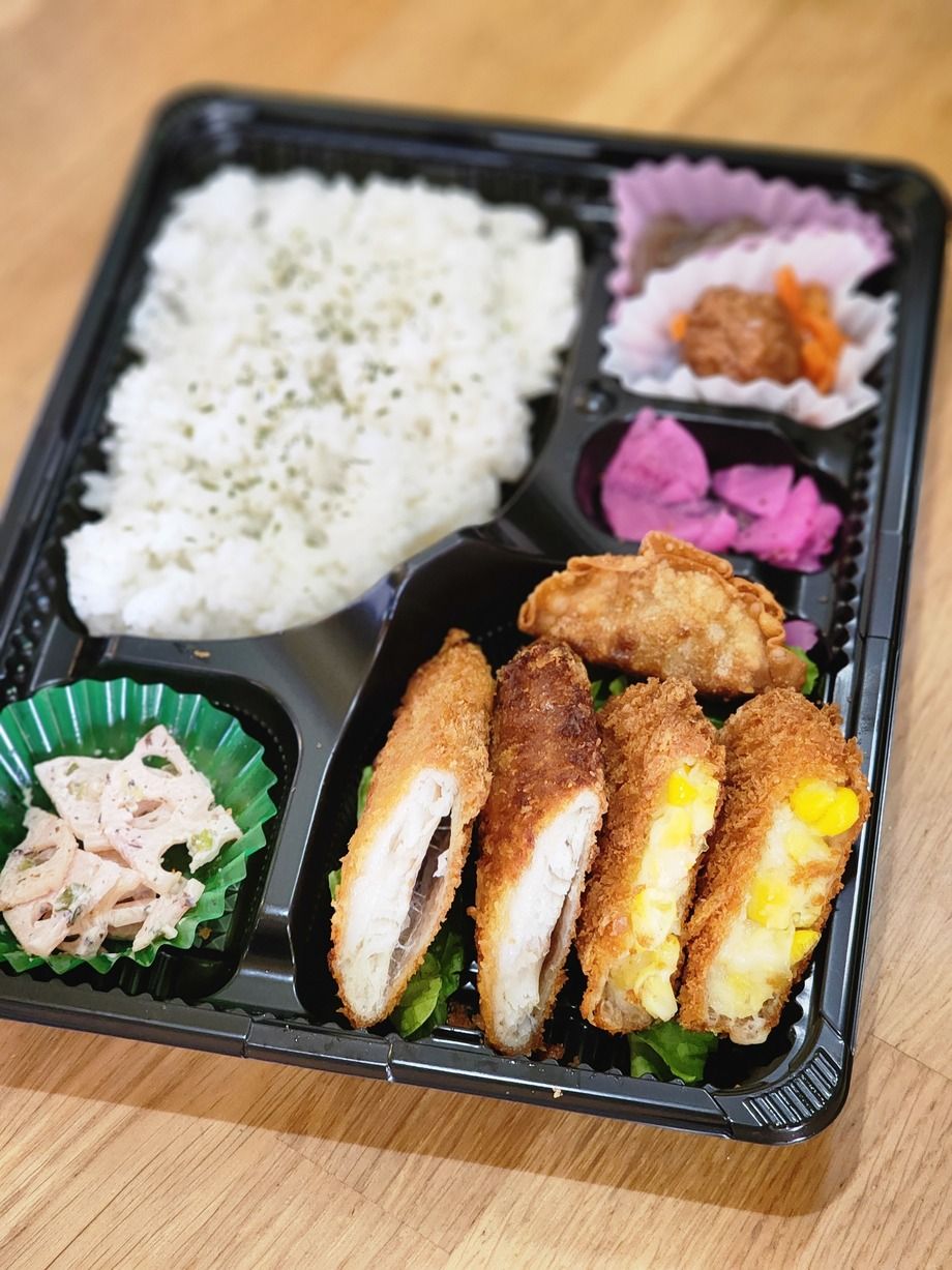 コーンコロッケ＆白身フライの弁当