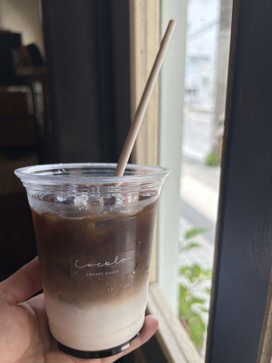 コーヒー(HOT・ICE)（HOT ¥300         ICE ¥350）