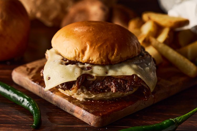 国産牛100% 和風すき焼きバーガー