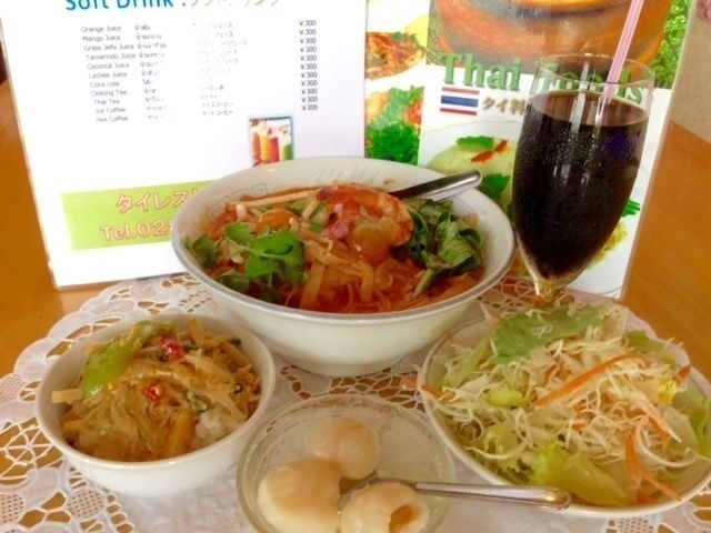 トムヤムクンラーメンセット(ランチ)