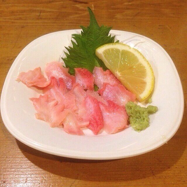 宮崎地鶏じとっこのトサカ刺し（800）