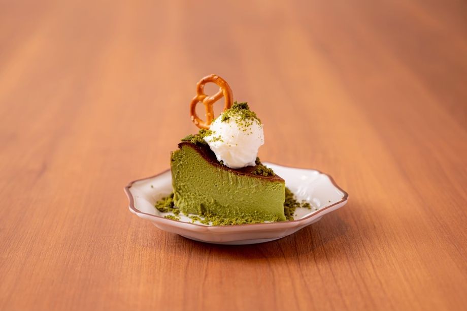 濃厚抹茶バスチー