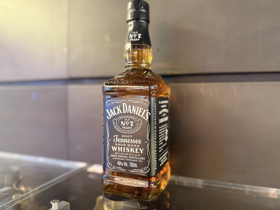 ジャックダニエル ブラック 700ml