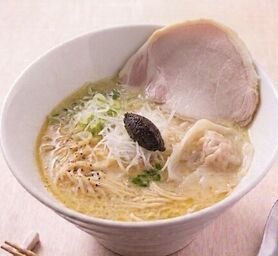 【ラーメン】超極上鶏白湯lunchセット✨名古屋コーチン&比内地鶏のトリュフ