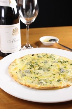 ゴルゴンゾーラとオニオンのＰｉｚｚａ