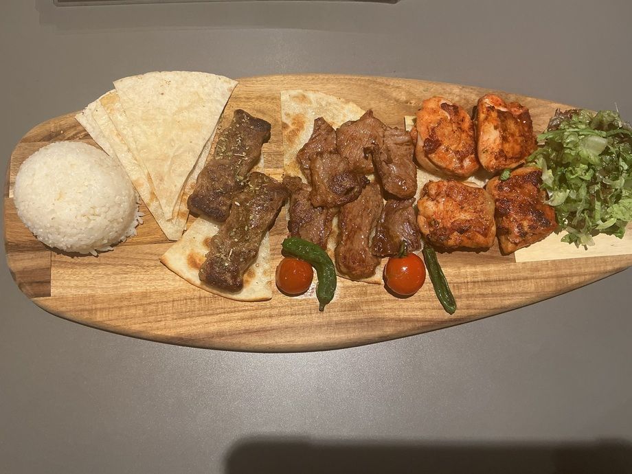 カルシュクケバブ kalsik kebabi  (トルコ語)   mix kebabi ミックスケバブ