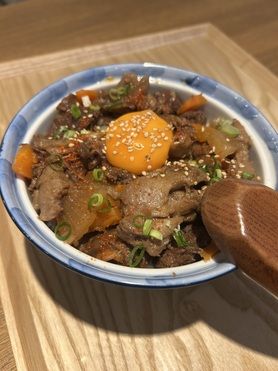 特選和牛すじ丼