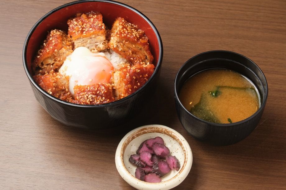[ハラル]ヤンニョム鶏キムカツ丼