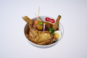 チキンレッグと7種の野菜カレー（揚げ）