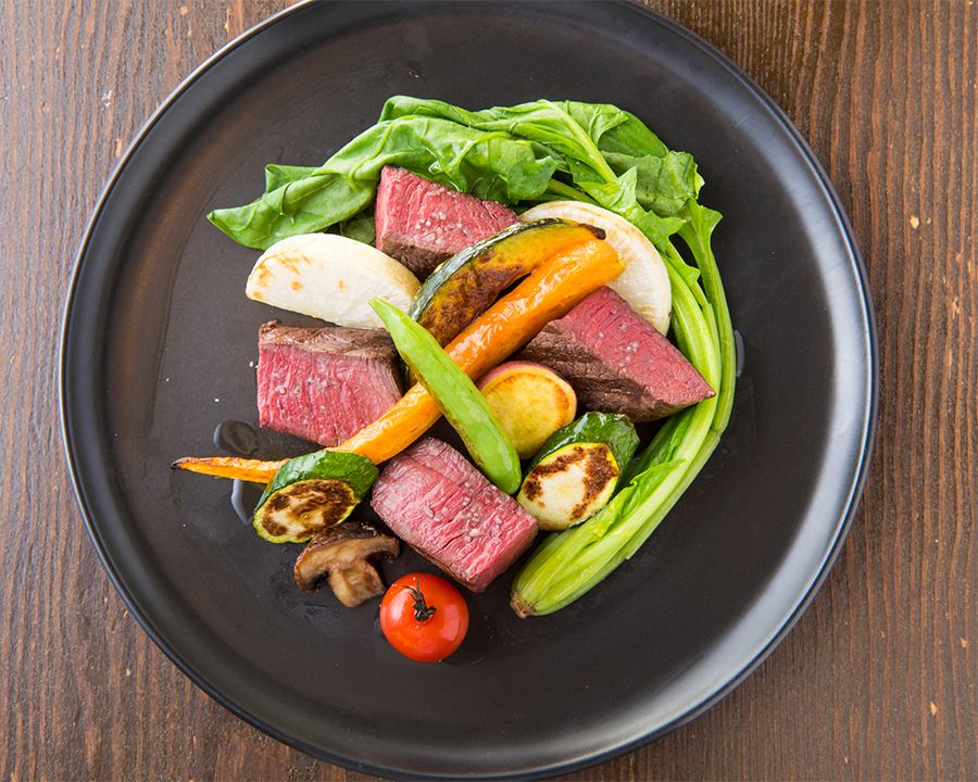 蝦夷鹿ステーキ真空焼き（2480）