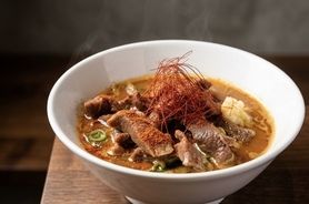 【ラーメン】🥩牛たん九条ねぎの旨辛スタミナラーメン🥩