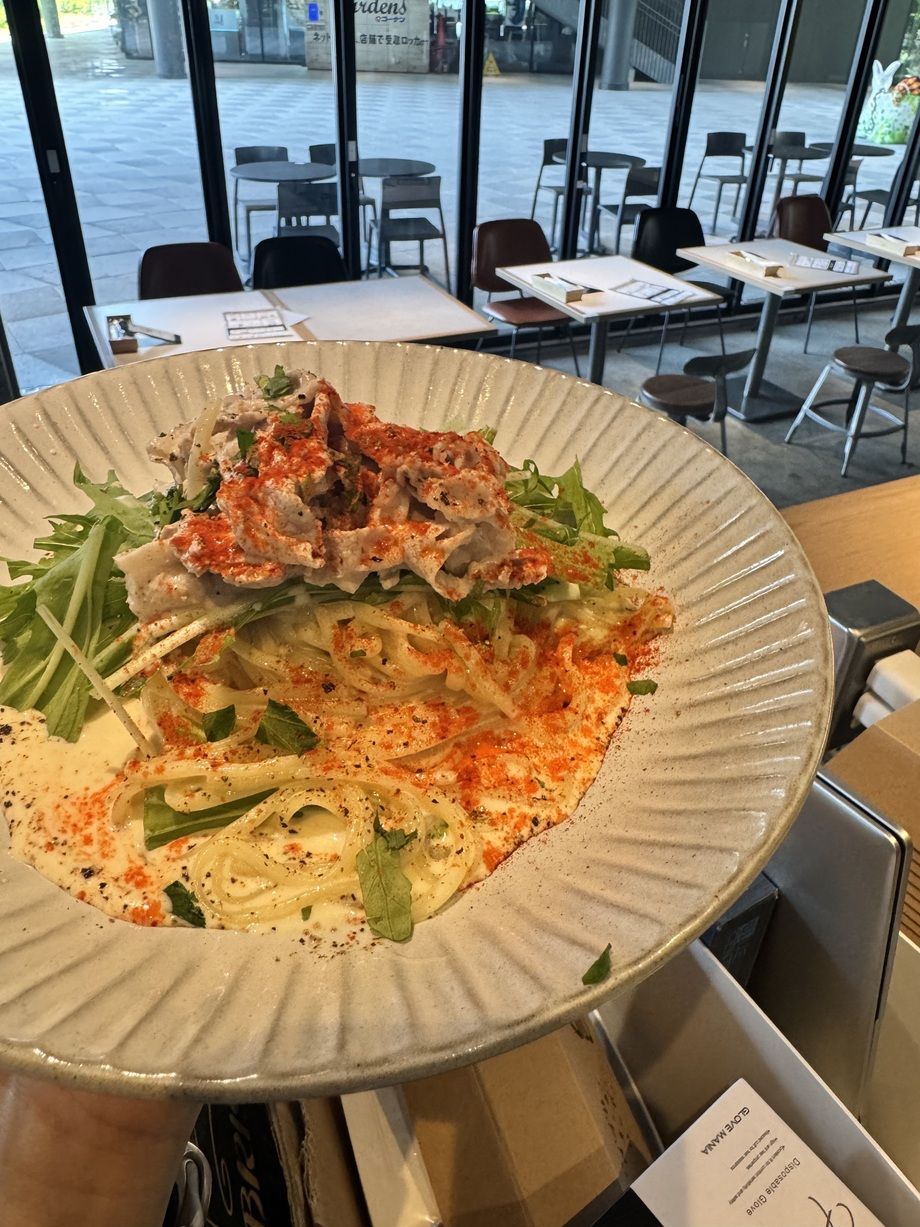 【今週の冷製パスタ】豚しゃぶの冷製胡麻だれクリームパスタ