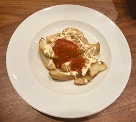 パタタス　ブラバス(フライドポテト)