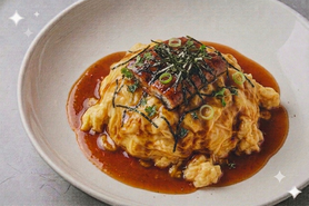 鰻のスタミナオムライス　うなぎ半身乗せ！