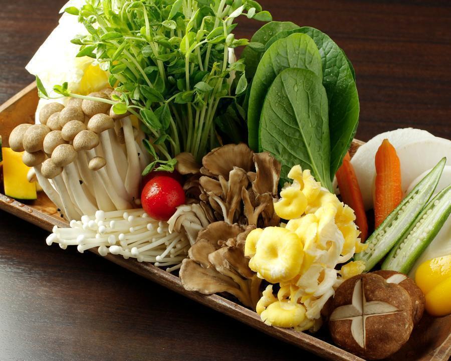 おまかせ１０種の野菜盛り合わせ