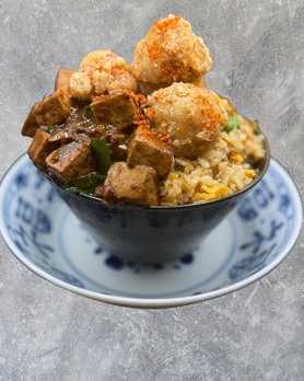 【デカ盛り】麻婆唐揚げ炒飯