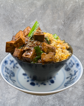 【デカ盛り】麻婆炒飯
