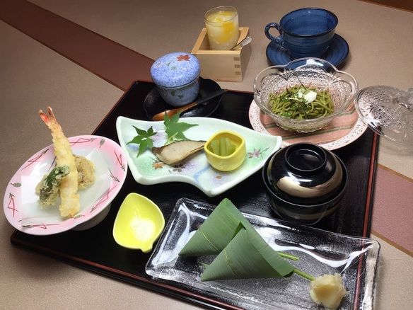 たつみランチ　（花）