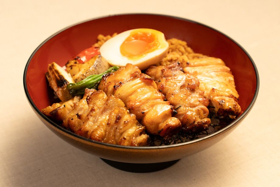 焼鳥丼（2000）