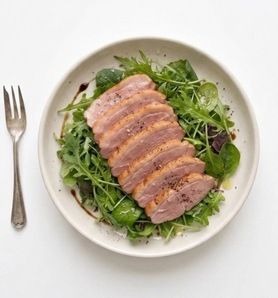 新登場✨鴨肉の燻製