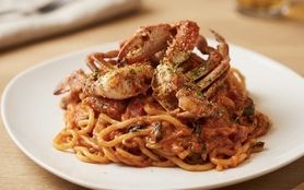 ✨🦀渡り蟹のトマトクリームパスタ🍝✨