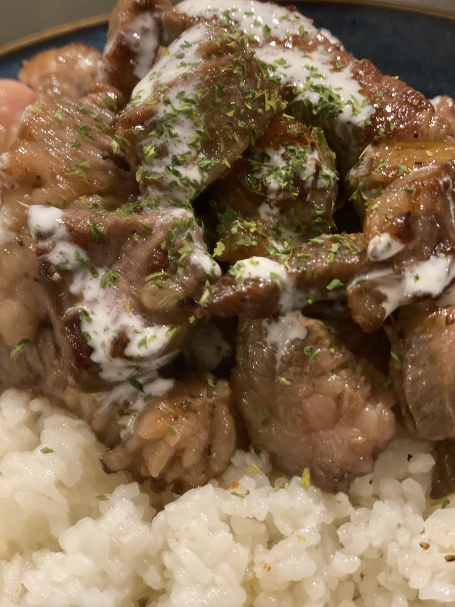 🉐ワイルドステーキ🥩(カット)100g🥩980円‼️ライス無し（980）