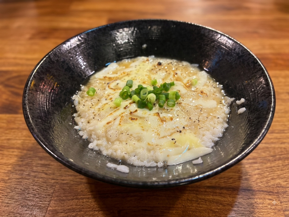【シメにもお子様にも！】絶品だしチーズリゾット