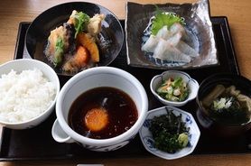 鯛めしと彩り野菜魚の煮おろし定食