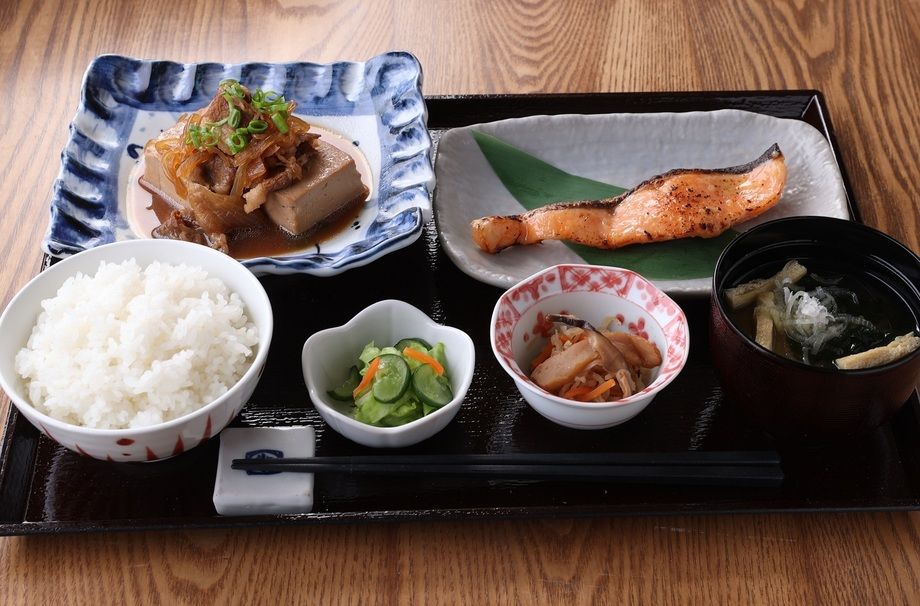 寅福名物　選べるメイン2種定食