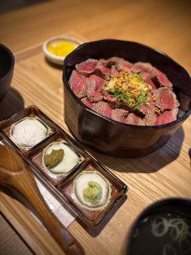 極上ステーキ重