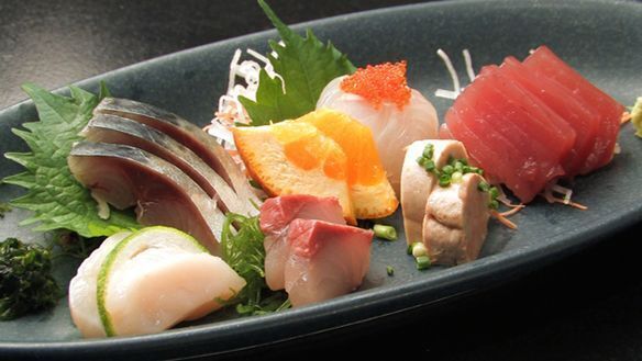 お酒と楽しむなら　　　天ぷら5品におつまみ３品 【泉】5500円（天ぷら5品（魚介3種、野菜2種）、おつまみ3品　　　　　　　　　　　　　　　　　　　天ぷらとお酒をゆっくり楽しみたい方におすすめのコースです。 全5種の天ぷらに、おつまみを合わせてご用意します。 天ぷらの合間に酒菜を楽しみながら、ゆっくり過ごしたい方におすすめです。）