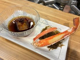 カニのむき身2本