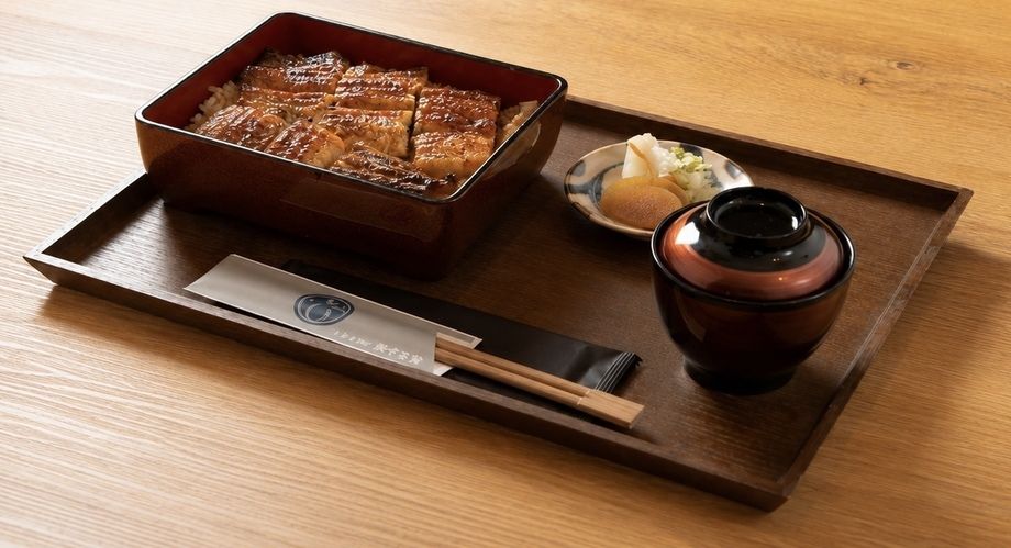 うな重【上】(吸物 香の物/付)-Grilled eel rice box -Jou