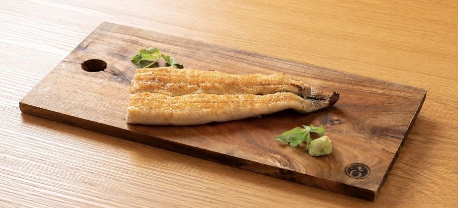 うなぎの白焼き 【1人前】-Grilled eel SHIRAYAKI (half size)-   