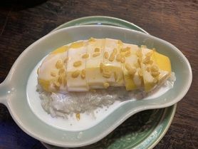 カオニオ マムアン(季節限定メニュー）　Khao Niew Ma Muang     ข้าวเหนียวมะม่วง