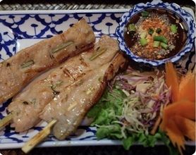ムー ピィン　 Moo Ping     หมูปิ้ง 