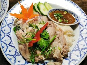 カオマンガイ Kao Man Gai    ข้าวมันไก่