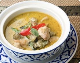ゲーンキョウワン(グリーンカレー）  KAENG KHIEW WAN <Green Curry >