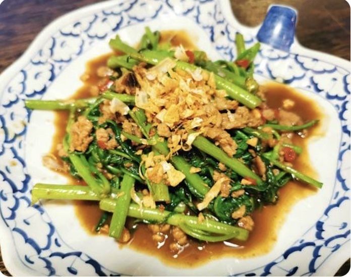 パッパブーン（季節限定商品）　Pad Pukbung (Seasonal menu)