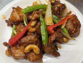 ガイパッナッマモアン GAI PAD MED MAMOAN ไก่ผัดเม็ดมะม่วง