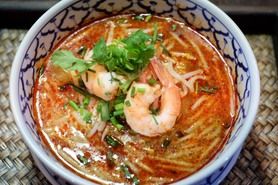 トムヤムクンラーメン Kwui Tiew Tom Yum Goong (Ramen) ก๋วยเตี๋ยวต้มยำกุ้ง