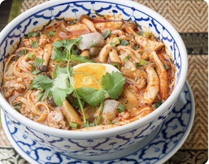 トムヤム ラーンナー ラーメン　Tom Yum Noodle Lnna style 　ก๋วยเตี๋ยวต้มยำ 
