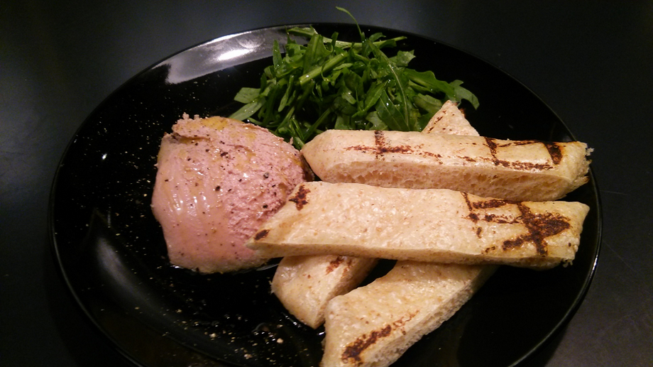 tomigaya TERRACE 直伝のレバームース（890円）